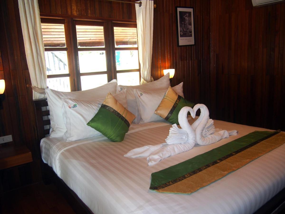 Chareena Beachside Koh Lipe Exterior foto