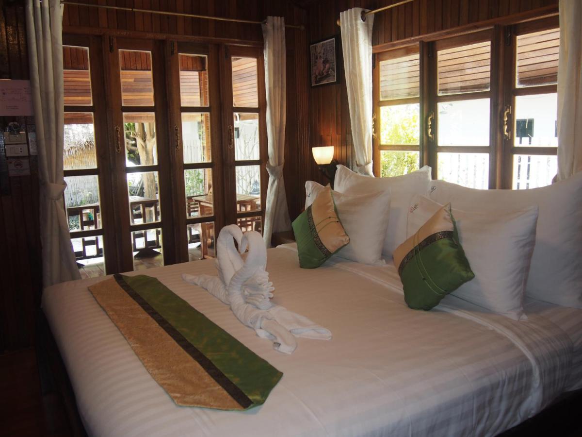 Chareena Beachside Koh Lipe Exterior foto